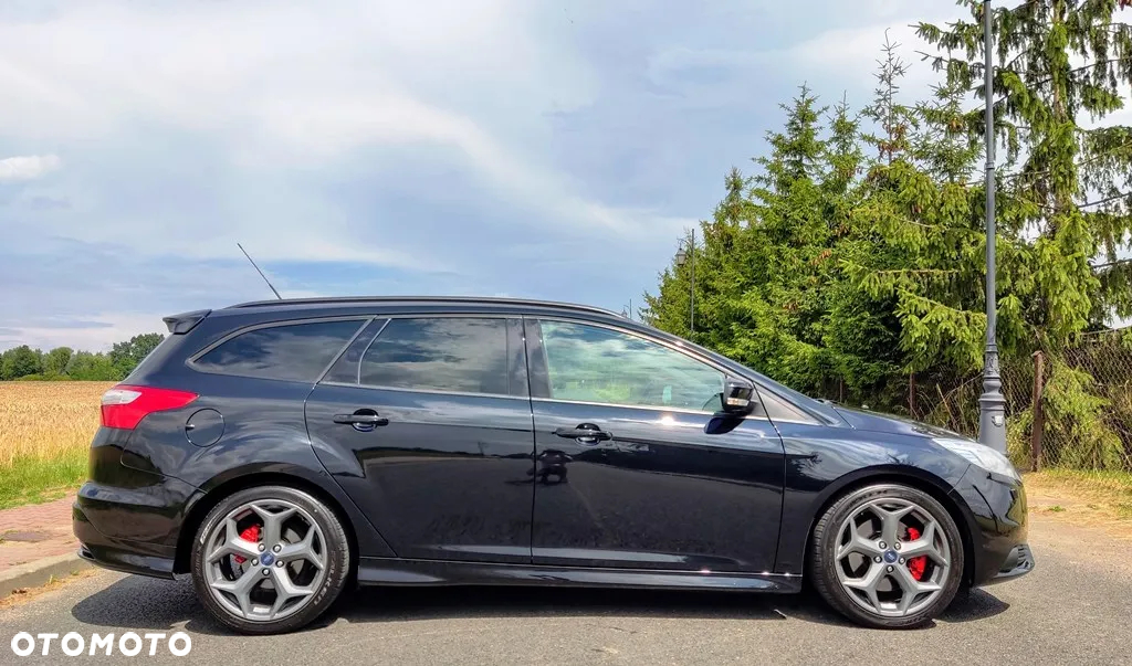Ford Focus Turnier 2.0 EcoBoost ST - 5