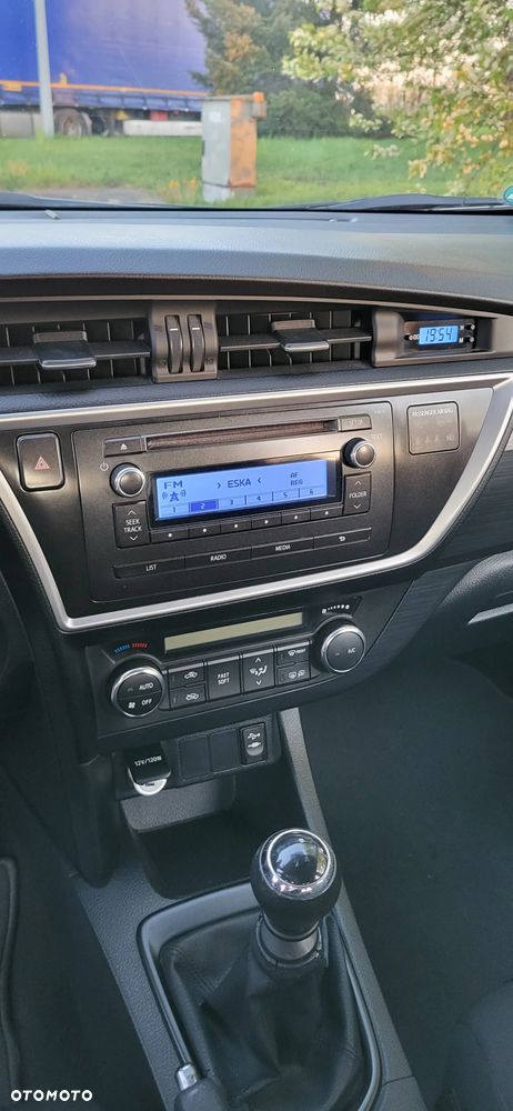 Toyota Auris - 13