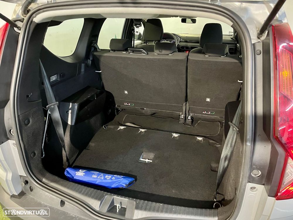 Dacia Jogger 1.0 TCe Essential 7L - 27