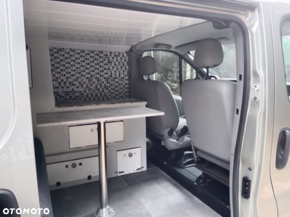 Opel Vivaro - 15