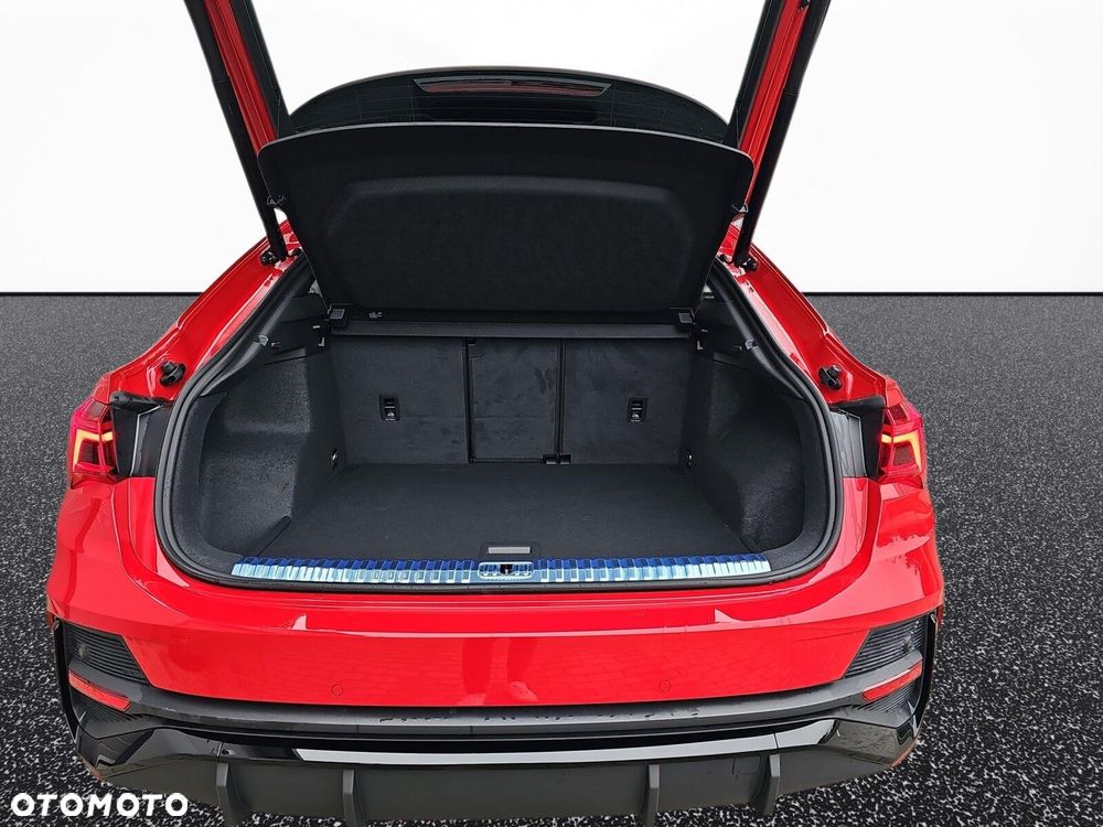 Audi Q3 Sportback - 32