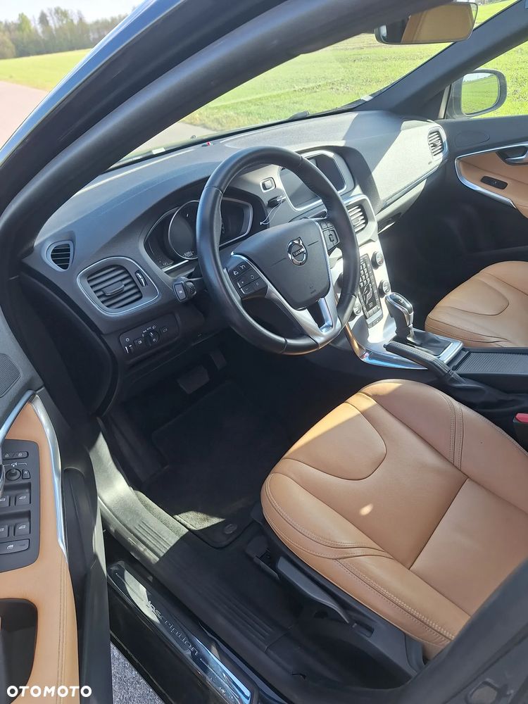 Volvo V40 D2 Geartronic Inscription - 9