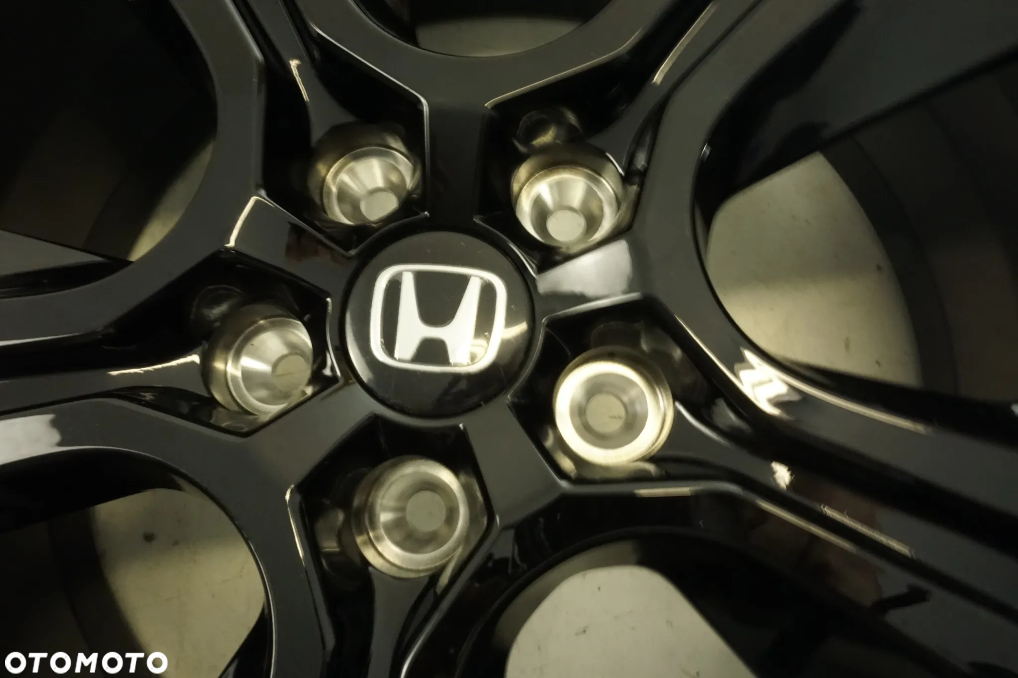 FELGI ALUMINIOWE 18 HONDA CR V HR-V ZR V ACCORD CIVIC UVO SR V - 7