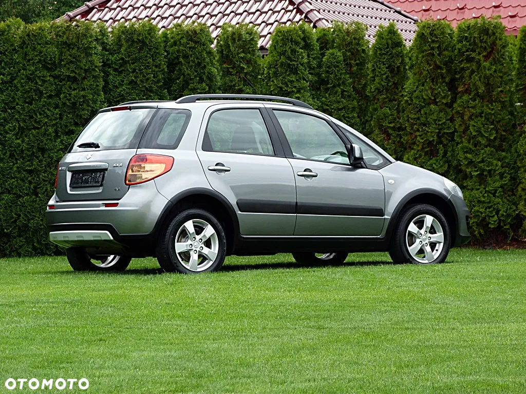 Suzuki SX4 1.6 Comfort Plus 4WD - 8