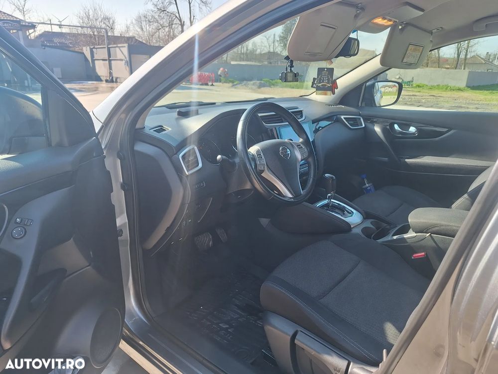 Nissan Qashqai 1.6 DCI Xtronic ACENTA - 14