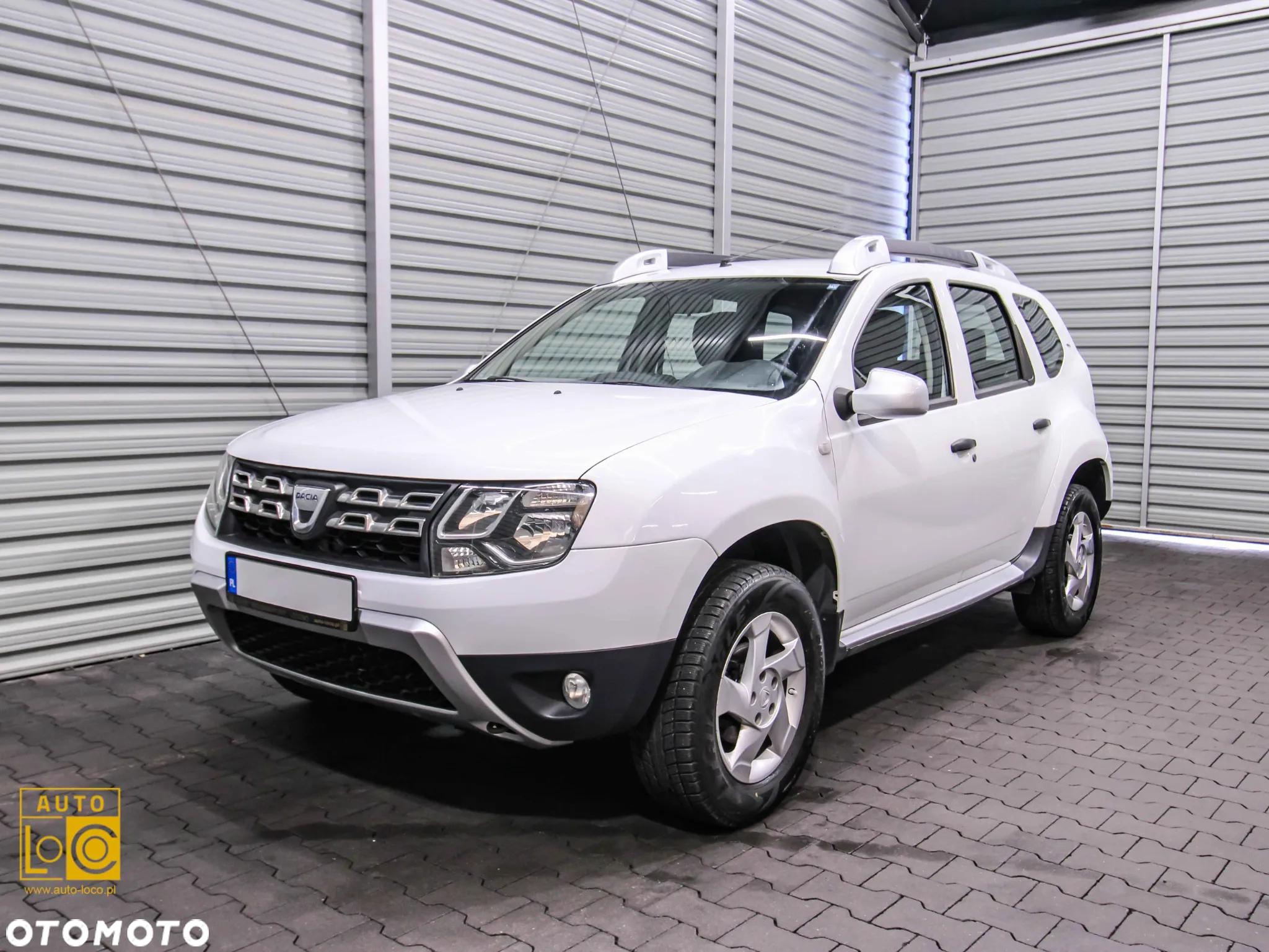 Dacia Duster 1.6 SCe Laureate S&S - 3