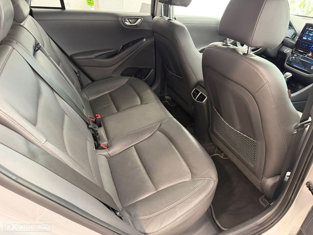 Hyundai Ioniq 1.6 GDI HEV Pack Plus - 24