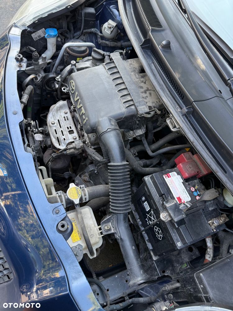 Toyota Yaris 1.3 Terra - 4