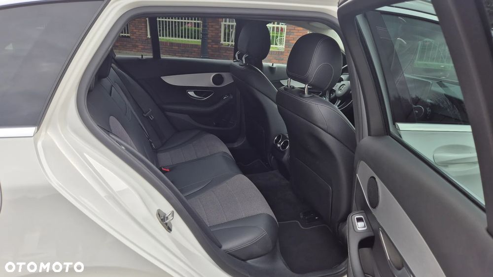 Mercedes-Benz Klasa C 220 d 9G-TRONIC Avantgarde - 14