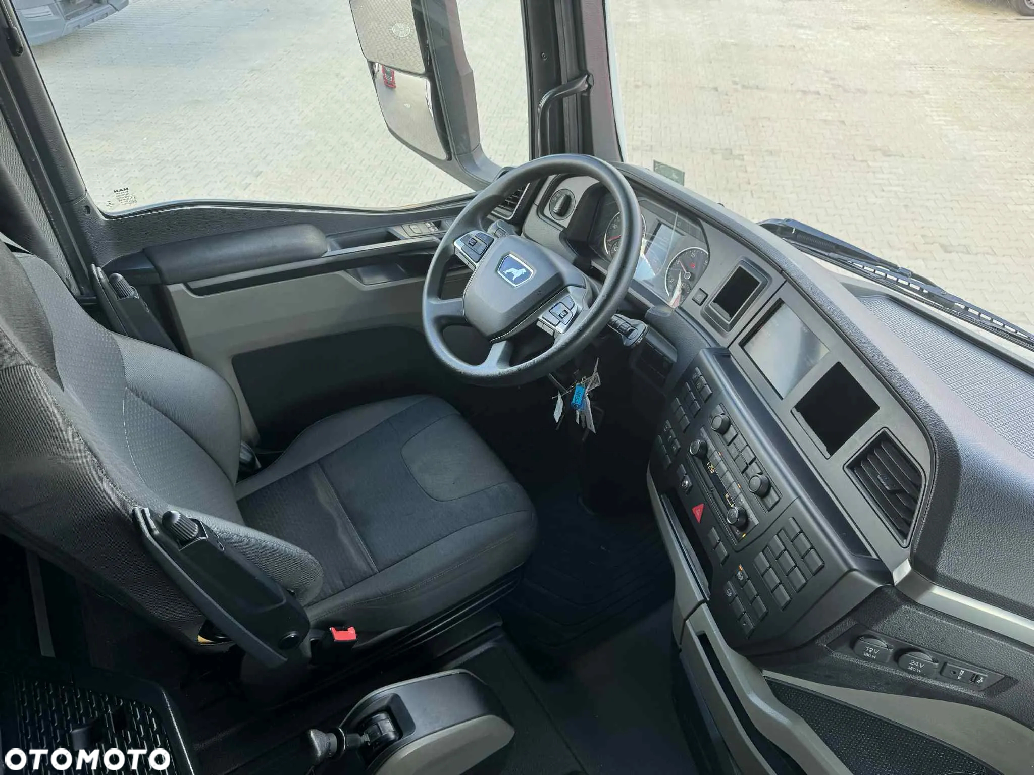 MAN TGX 18.470 BL SA GM RETARDER - 8