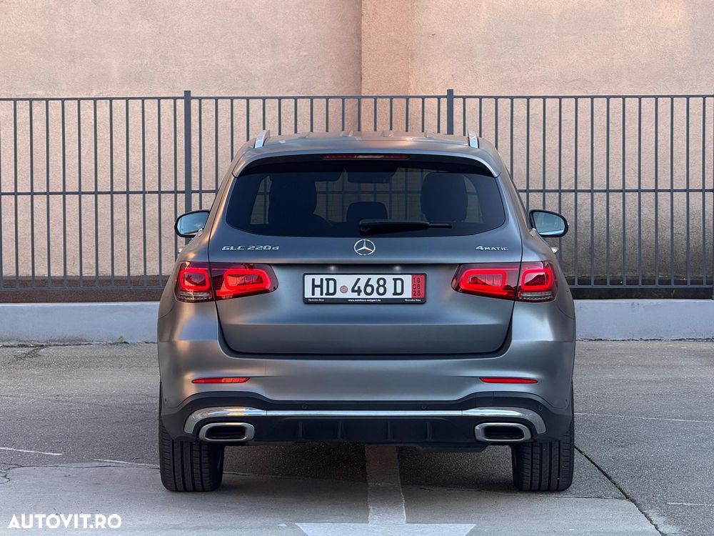 Mercedes-Benz GLC 220 d 4Matic 9G-TRONIC AMG Line Advanced - 6