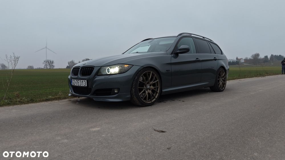 BMW Seria 3 320d - 15