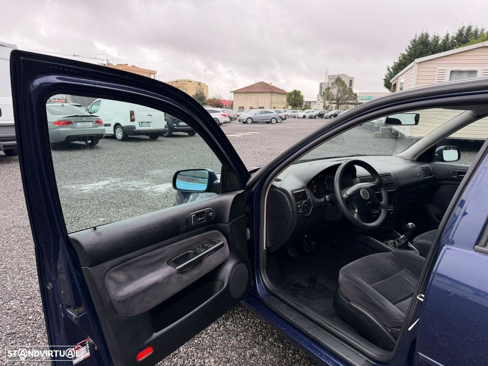 VW Golf 1.4i Confort - 14