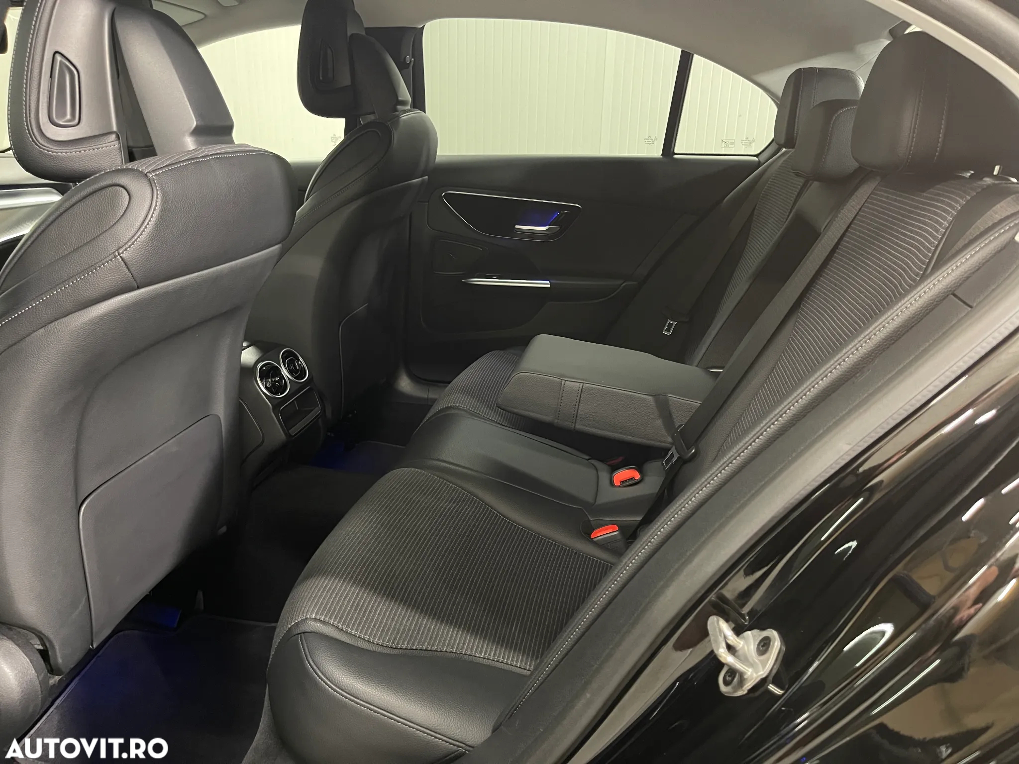 Mercedes-Benz C 200 MHEV 4MATIC - 13