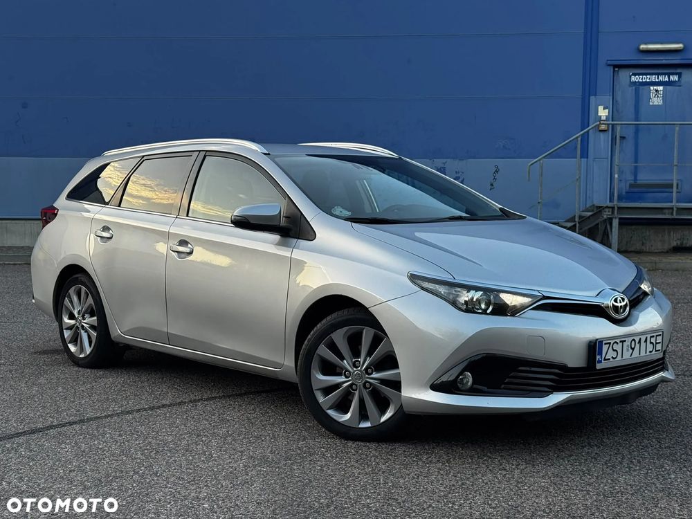Toyota Auris 1.2 T Selection - 2