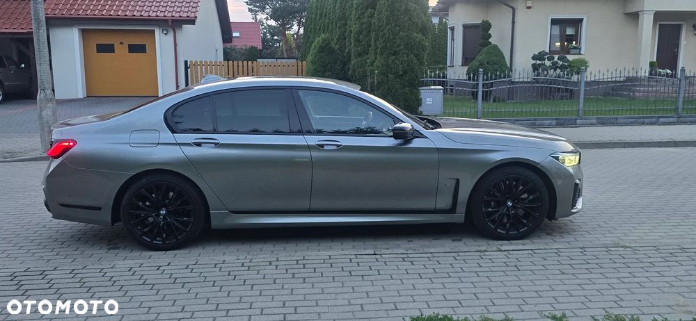 BMW Seria 7 730d xDrive sport - 7