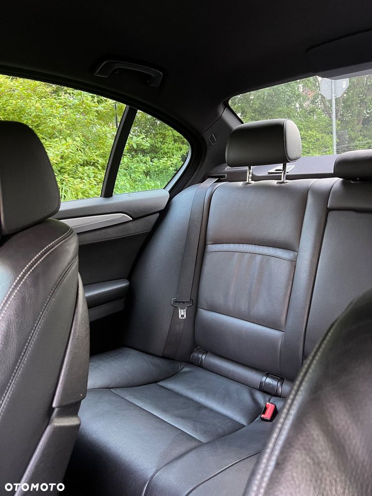 BMW Seria 5 530d xDrive Luxury Line - 9