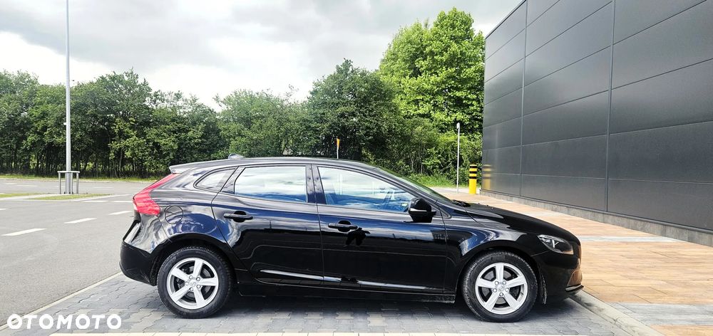 Volvo V40 T2 Summum - 11