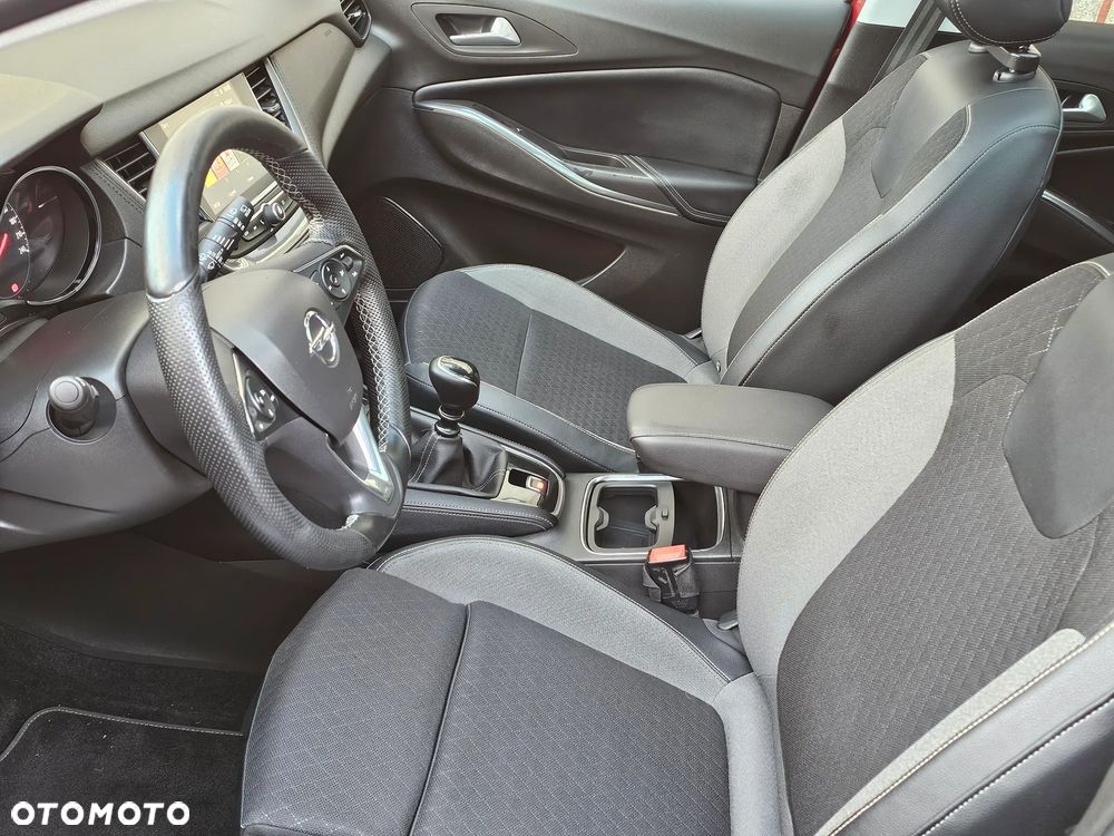 Opel Grandland X 1.6 D Start/Stop INNOVATION - 19