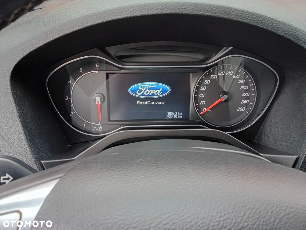 Ford S-Max 2.0 TDCi DPF Titanium X - 36