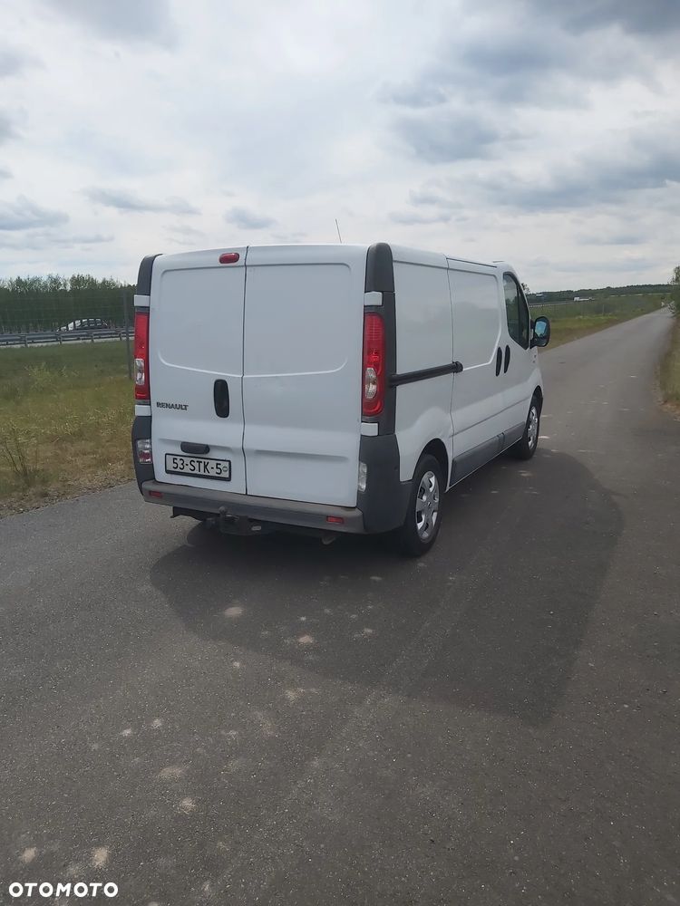 Renault Trafic L1H1 2.0DCi - 9