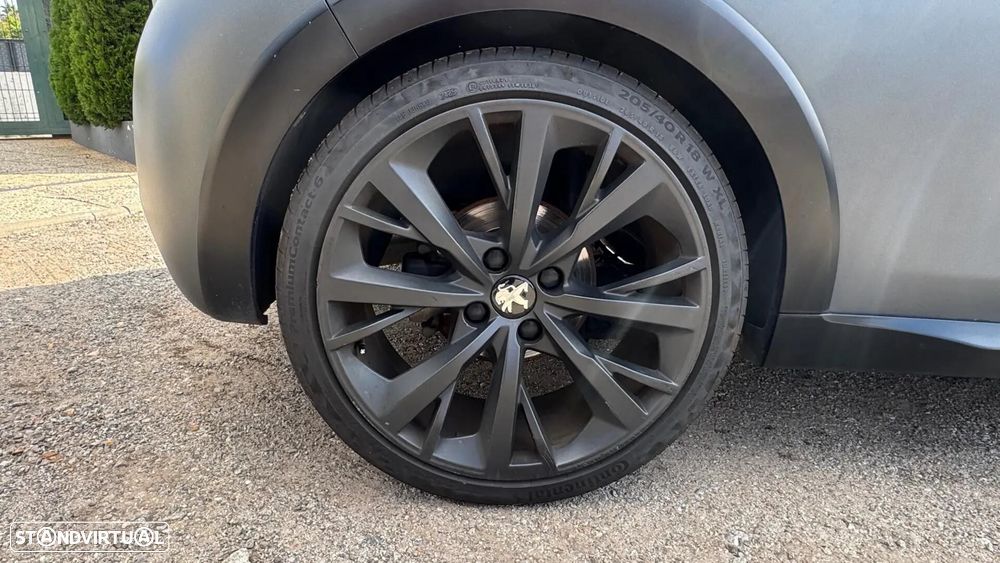 Peugeot 208 1.6 e-THP GTi by Sport - 17
