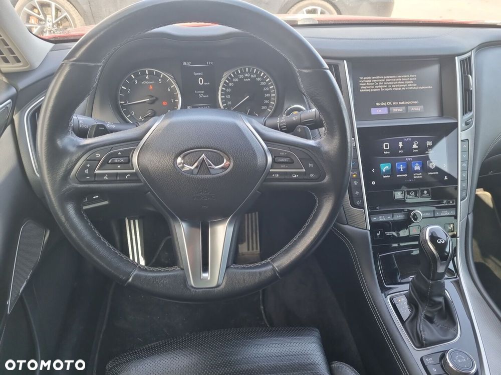 Infiniti Q50 2.0t Sport Tech - 15