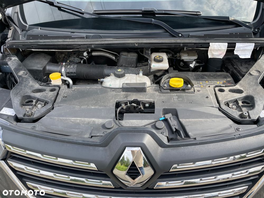 Renault Trafic 2.0 dCi - 15