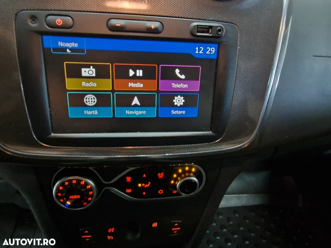 Dacia Logan Stepway TCe 100 GPL - 11