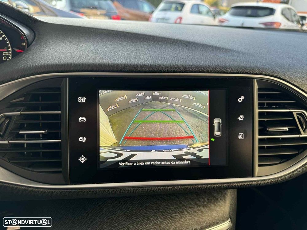 Peugeot 308 1.2 PureTech GT Line - 15