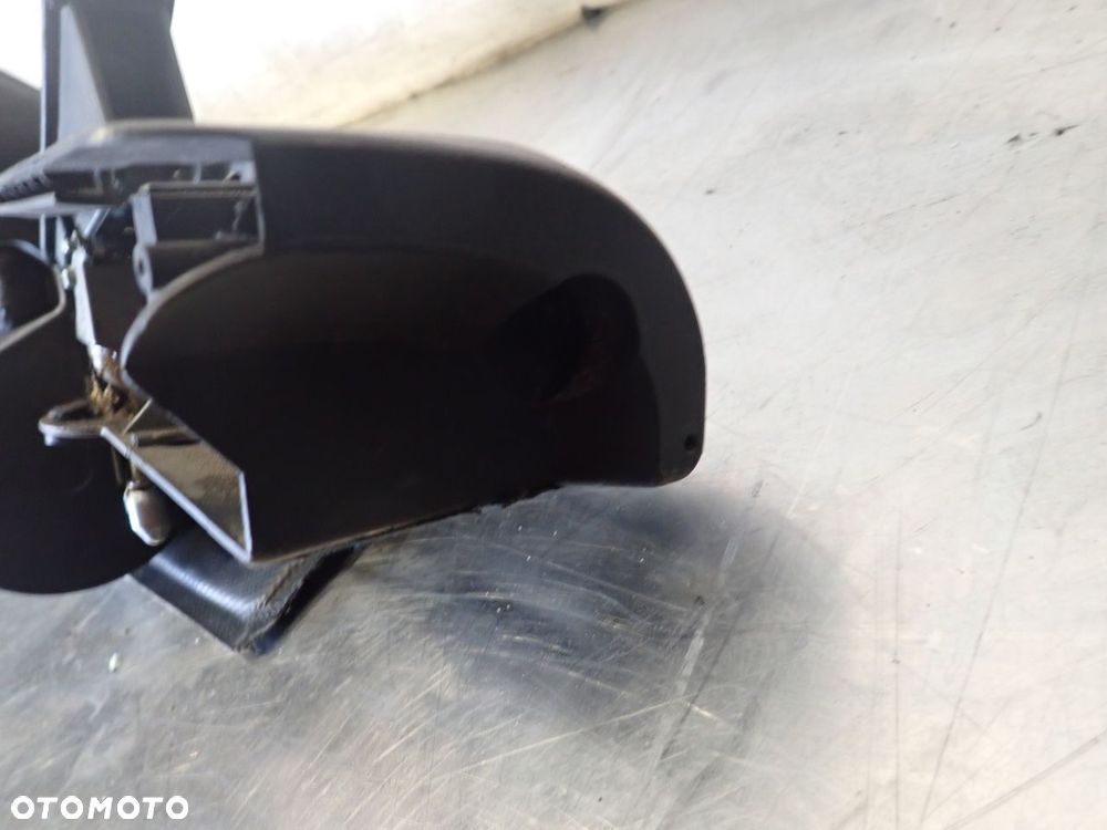 ROLETA BAGAŻNIKA BMW E36 318 TDS KOMBI 1.7 - 14