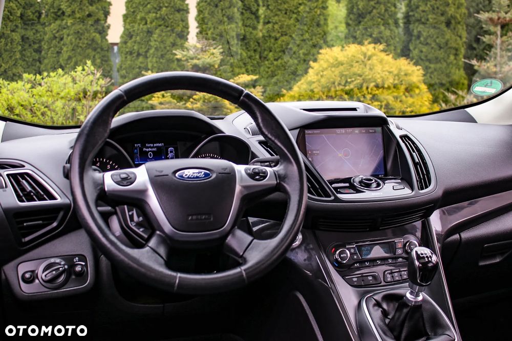 Ford Kuga 1.5 EcoBoost 2x4 Titanium - 33