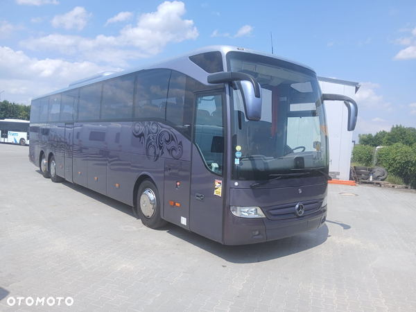Mercedes-Benz RHDL