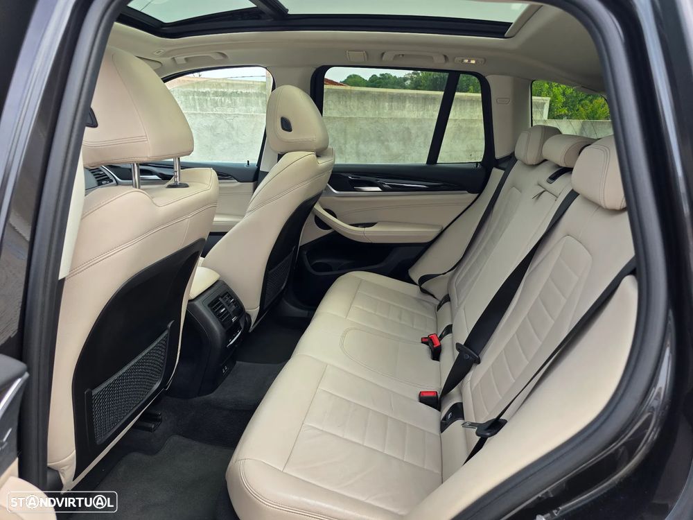 BMW X3 30 e xDrive xLine - 17