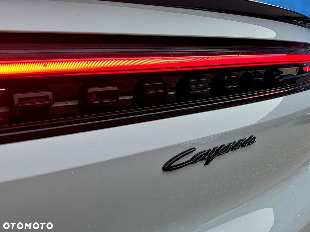 Porsche Cayenne - 35