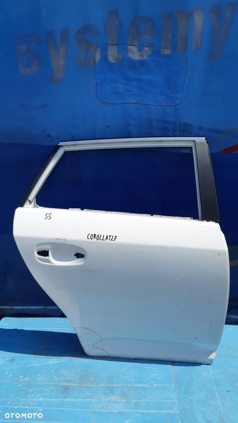 Drzwi prawe tył Toyota Corolla T27 - 1