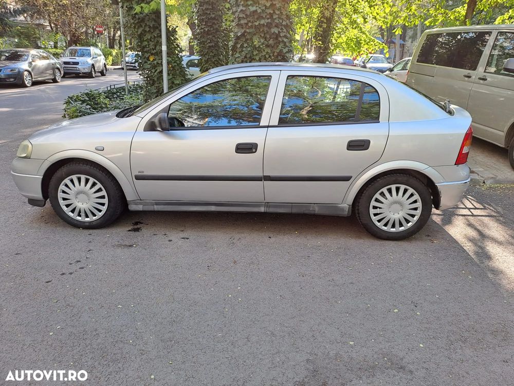Opel Astra - 1