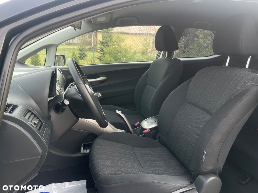 Toyota Auris 1.6 VVT-i Team - 5