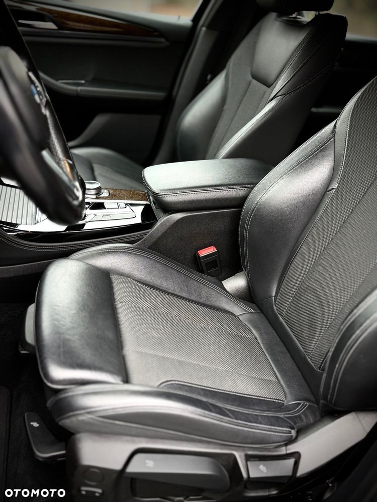 BMW X4 - 21