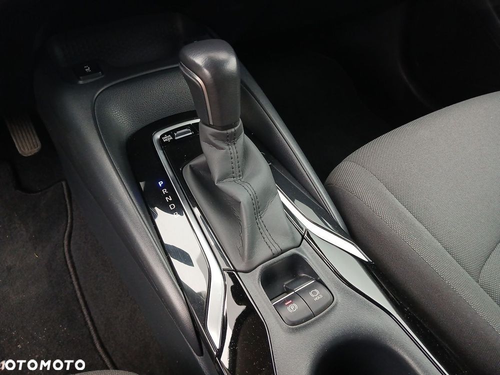 Toyota Corolla 1.8 Hybrid Comfort - 36