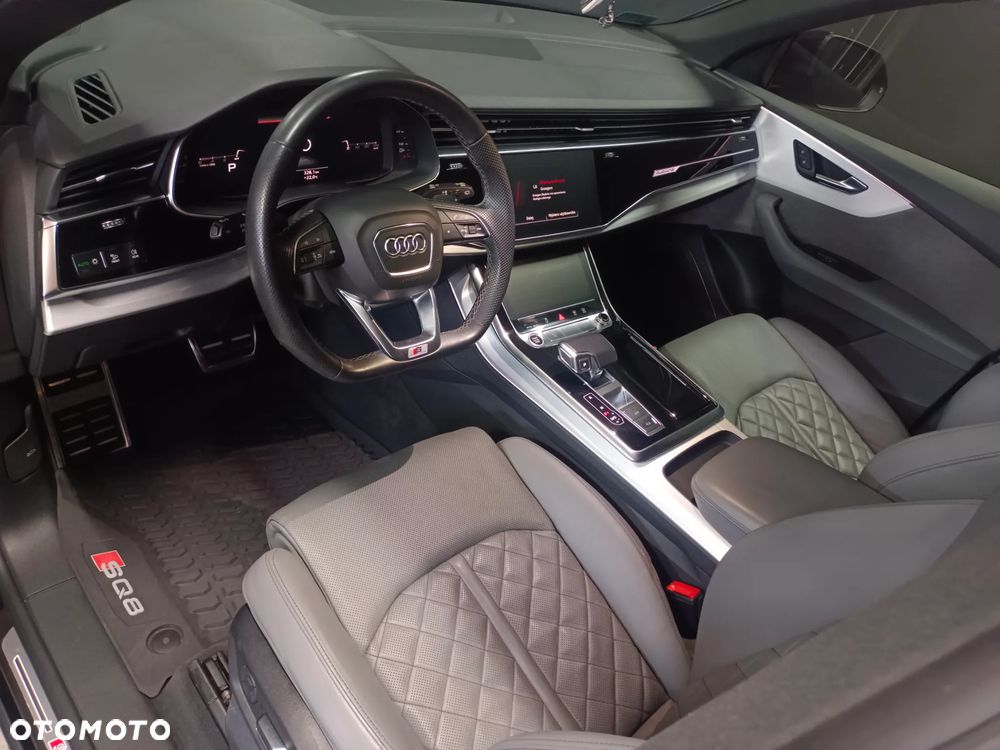 Audi Q8 - 6