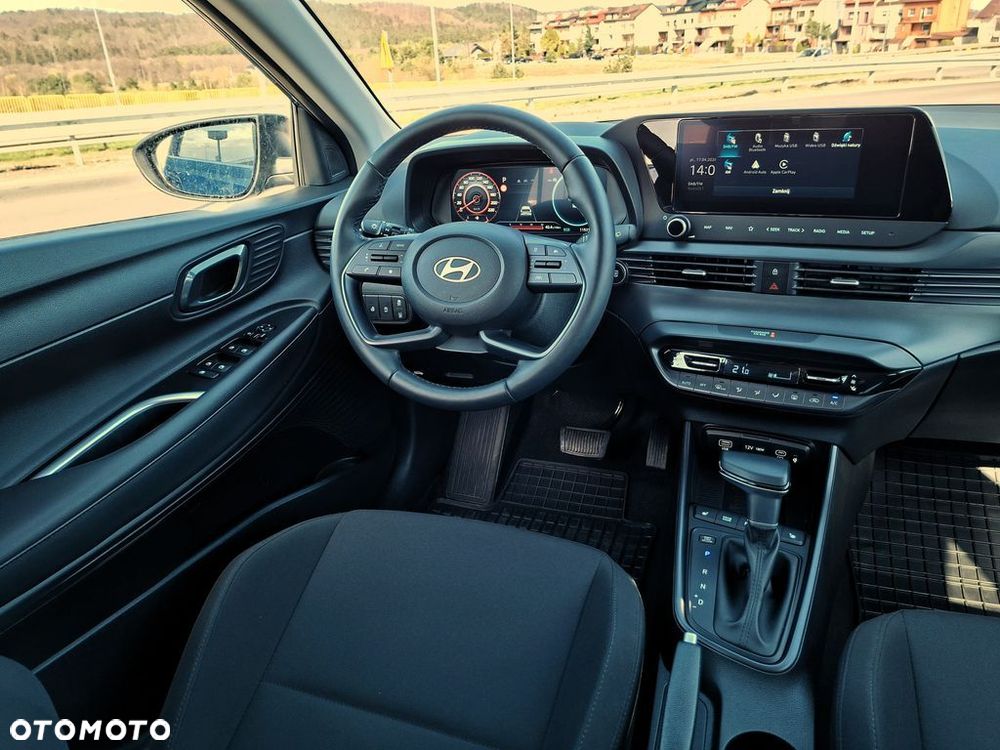 Hyundai i20 - 18