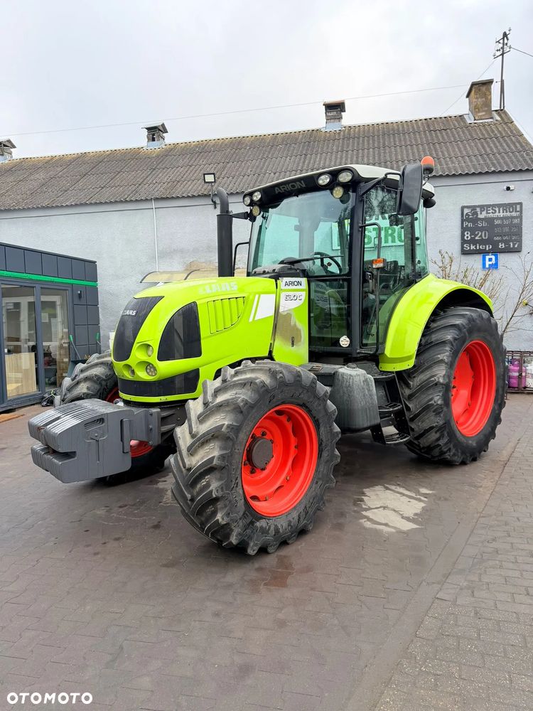 Claas Arion 630C - 9