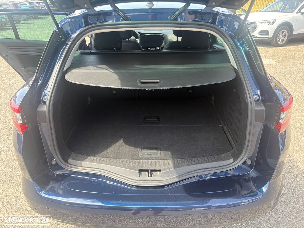 Renault Mégane Sport Tourer 1.5 Blue dCi Limited J17 - 11