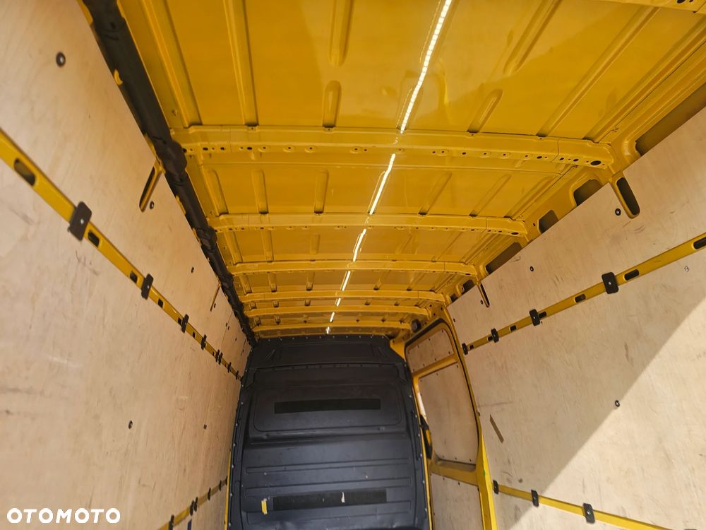 Volkswagen Crafter - 6