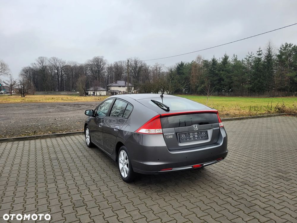 Honda Insight 1.3 Execlusive - 11