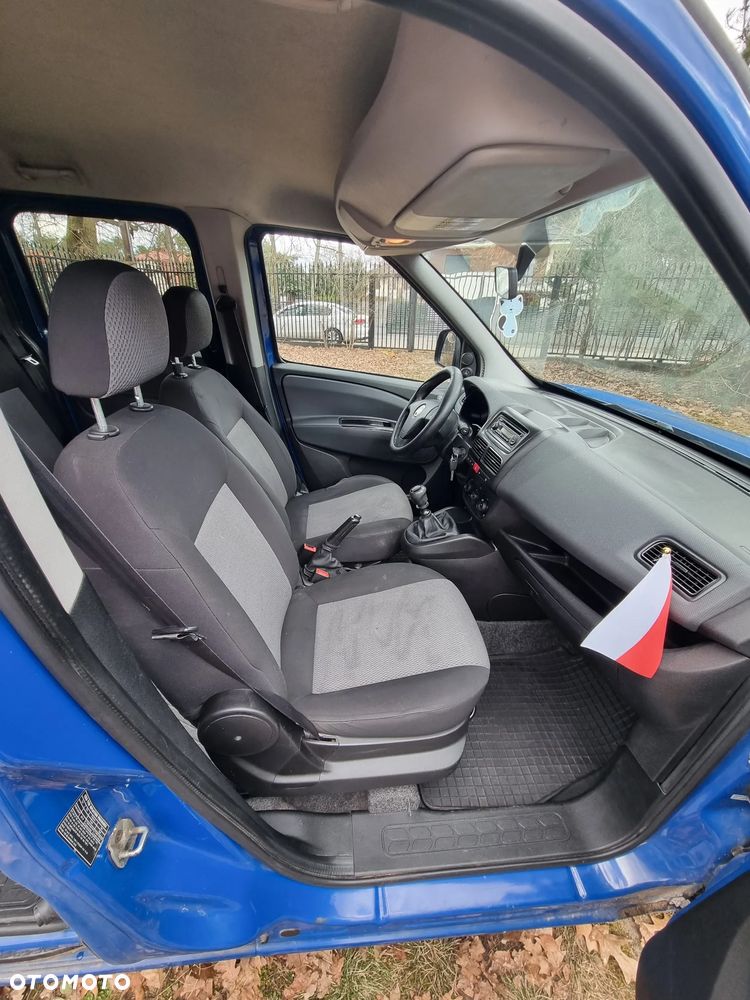 Fiat Doblo - 17