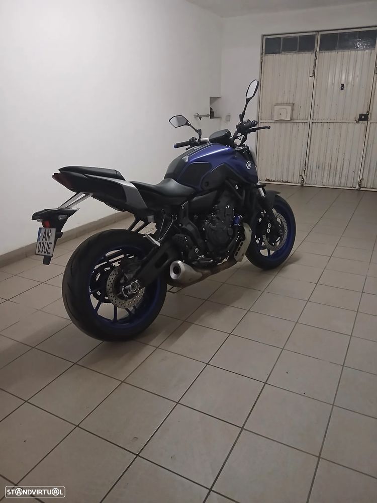 Yamaha MT-07 - 11