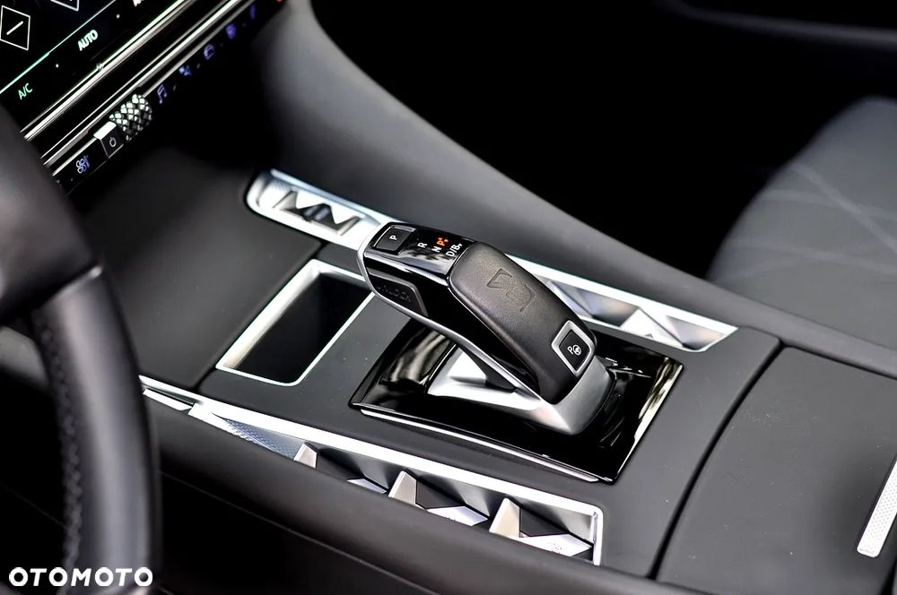 DS Automobiles DS 9 - 15