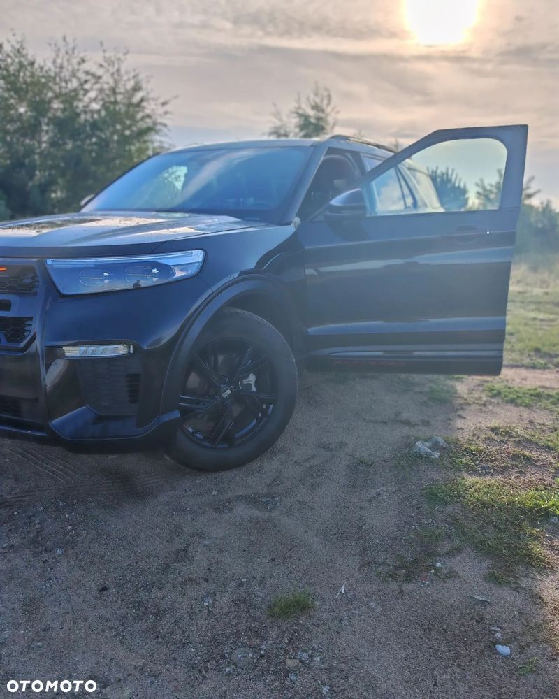 Ford Explorer - 7